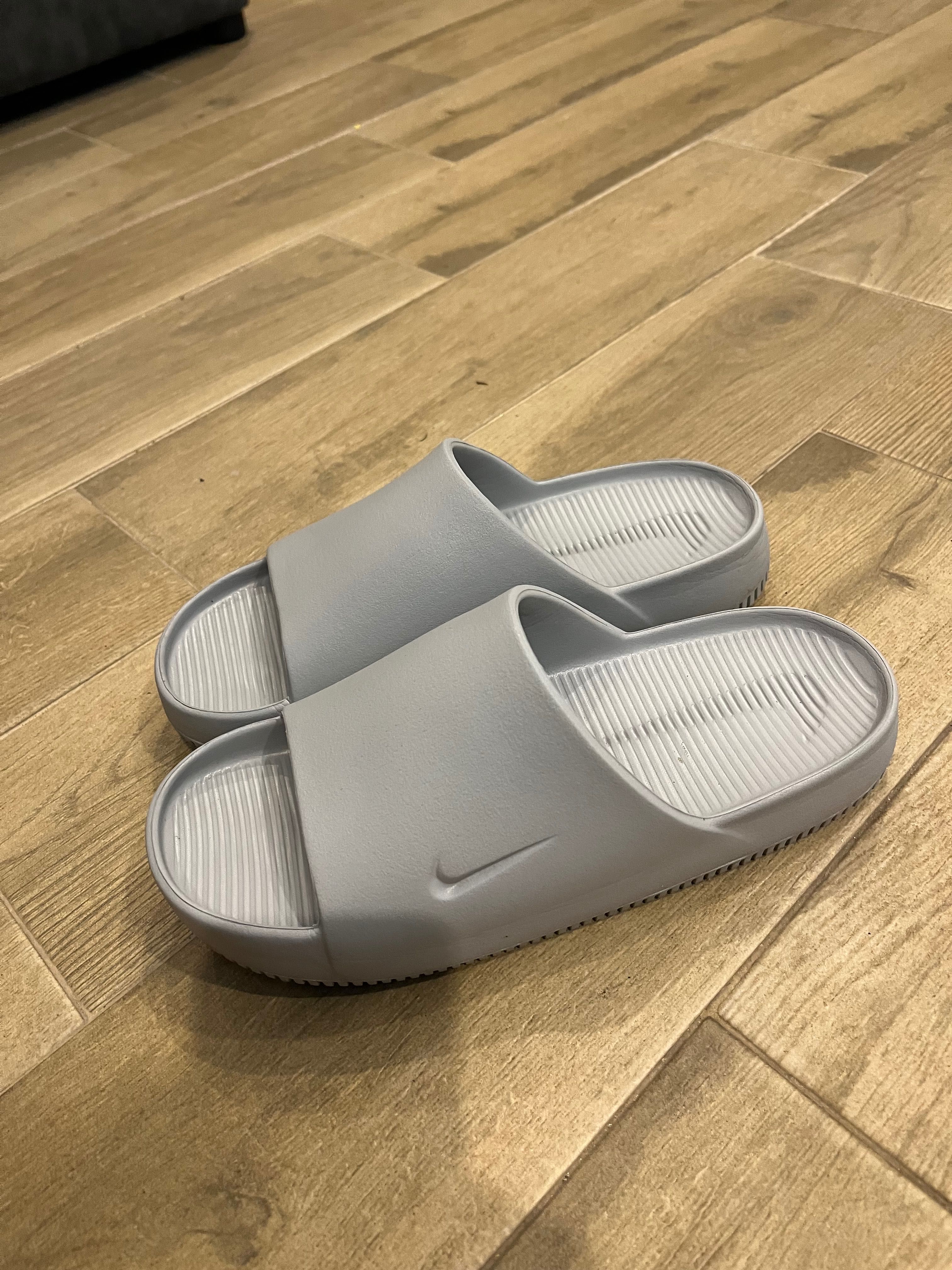 NIKE clam slide|