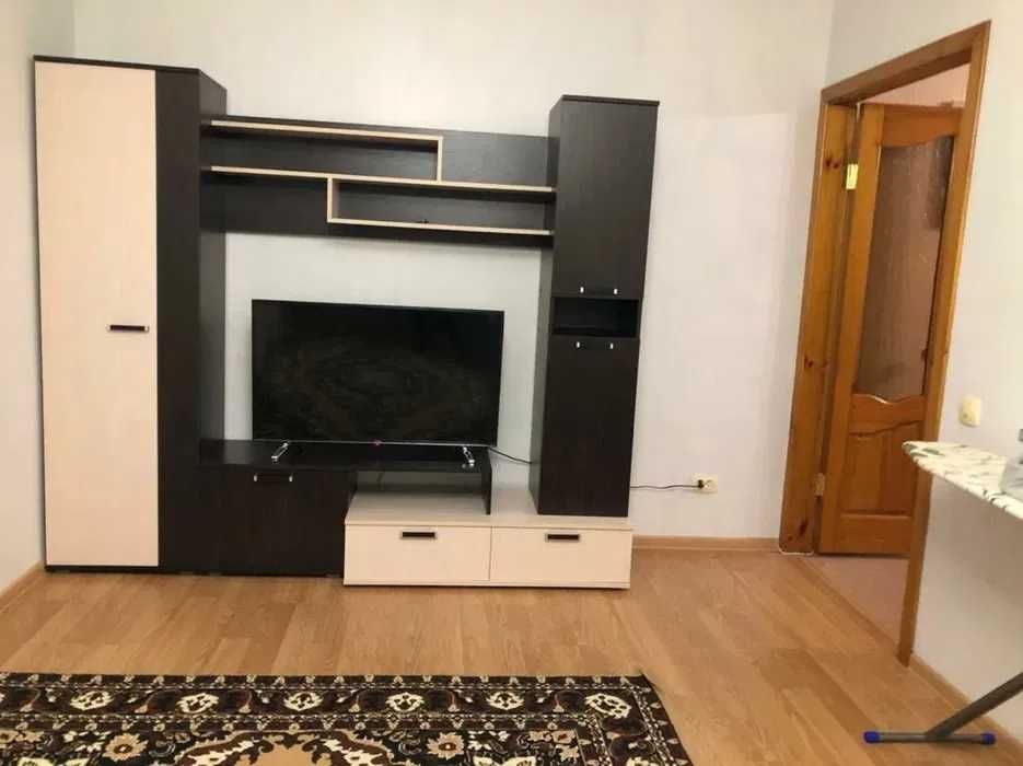 Сдается 2 ком кв Респубдика 27