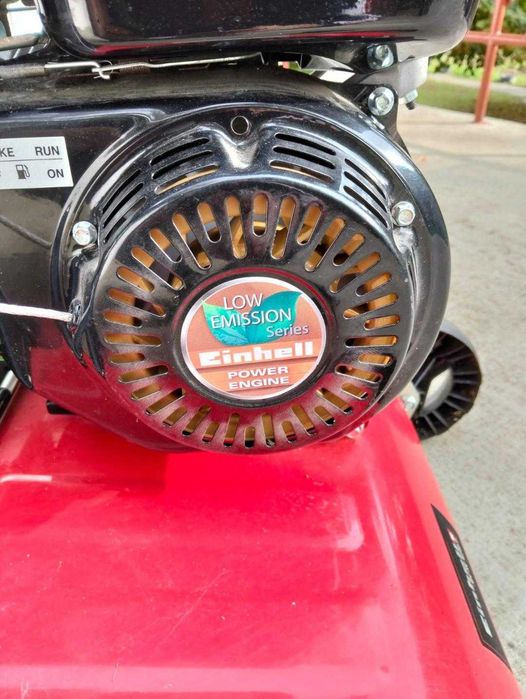 Scarificator pentru gazon