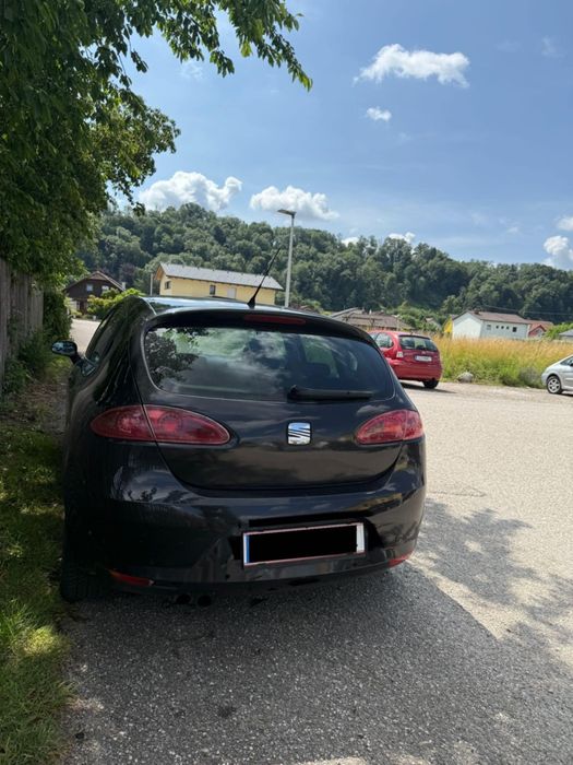 Vând Seat Leon  Stare foarte bună  Recent  adusa din Austria Diesel
