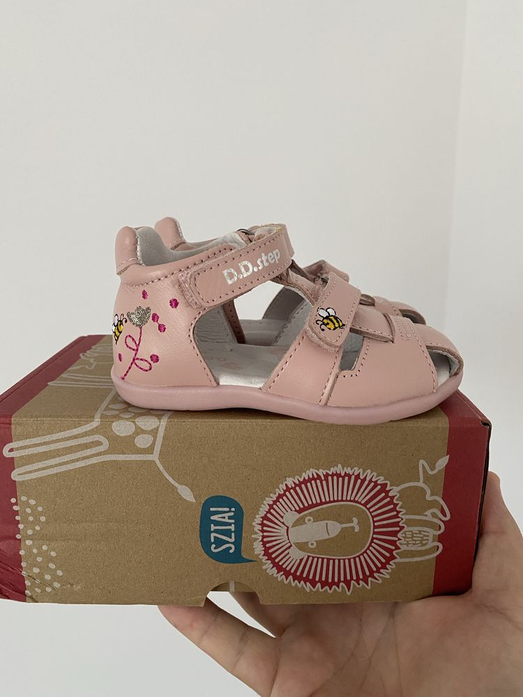 Sandale din piele  DD step noi , pentru copii nepurtate nr 21