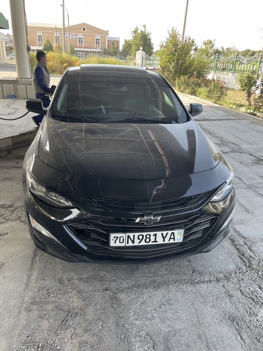 Malibu Xl 2023 xolati yaxshi qora shahardi moshini kraska toza olasiz
