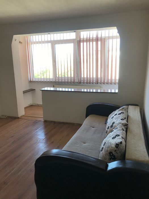 vand apartament 2 camere