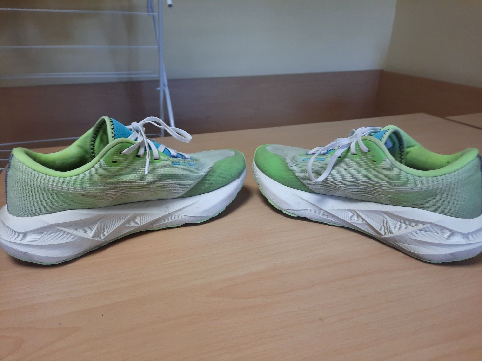 Asics Novablast 5 TR