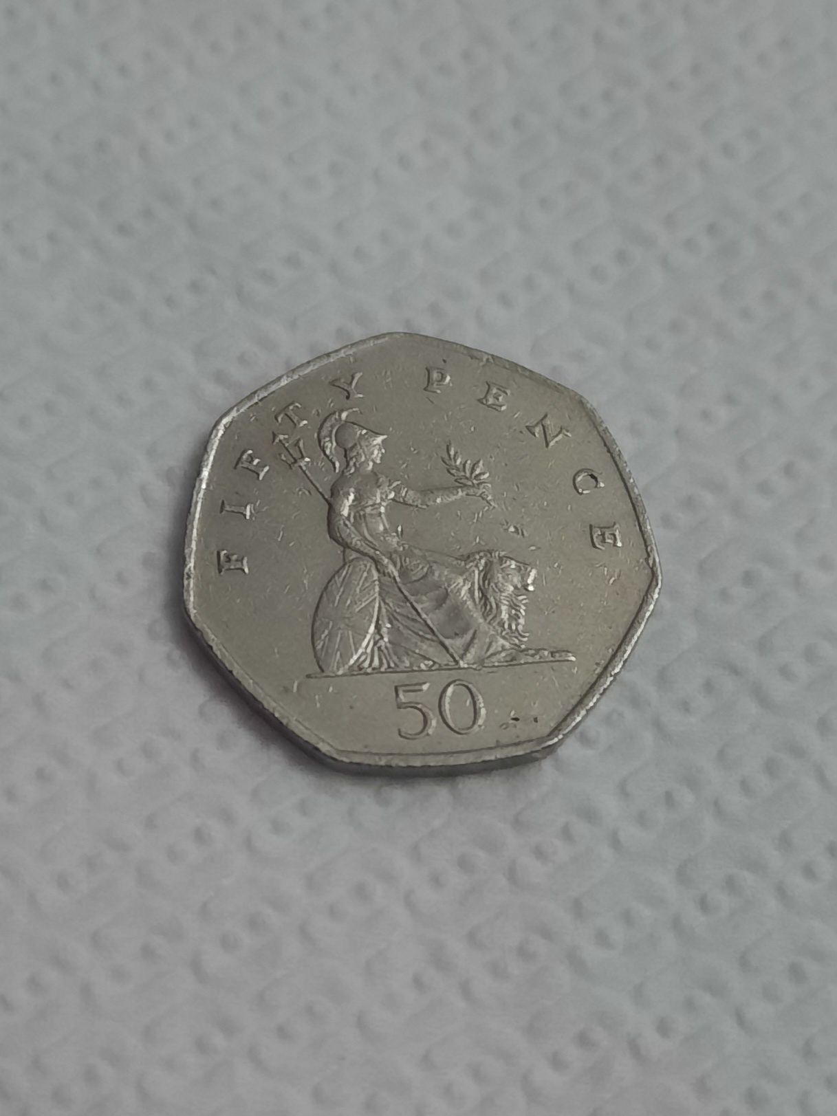 Moneda 50 pence din anul 2002