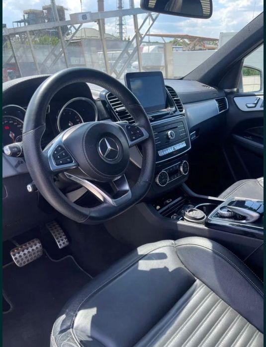 Mercedes GLE 500 Pug in Hybrid