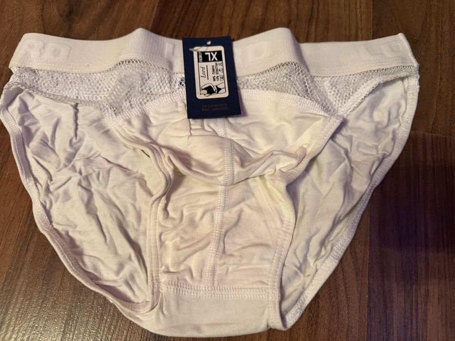 Бельо, слипове, боксерки от затворен магазин