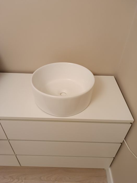 Lavoar pe blat/chiuveta/baie