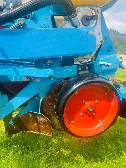 Semănătoare porumb pe discuri Monosem 6 rânduri fixa