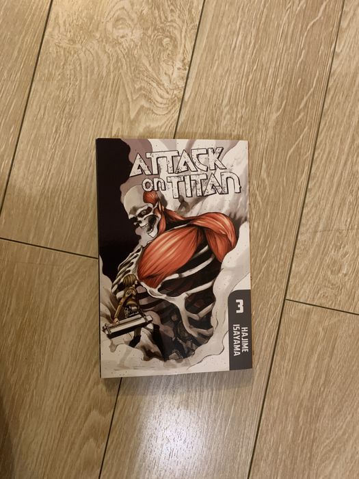 Serie de carti Attack on Titan. Volumele 1-2-3-4-5-6-7-8-9