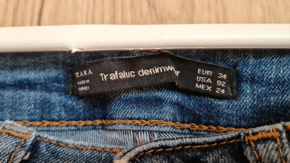 Дамски дънки Zara