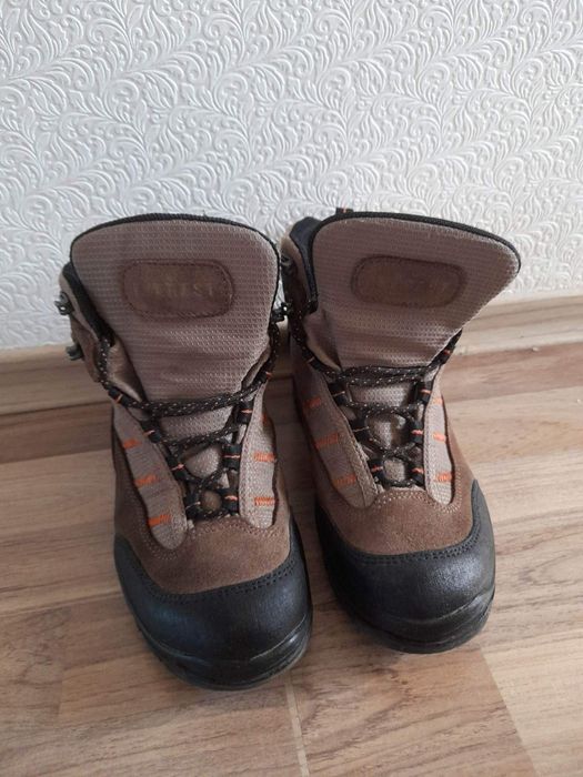 EVEREST зимни боти