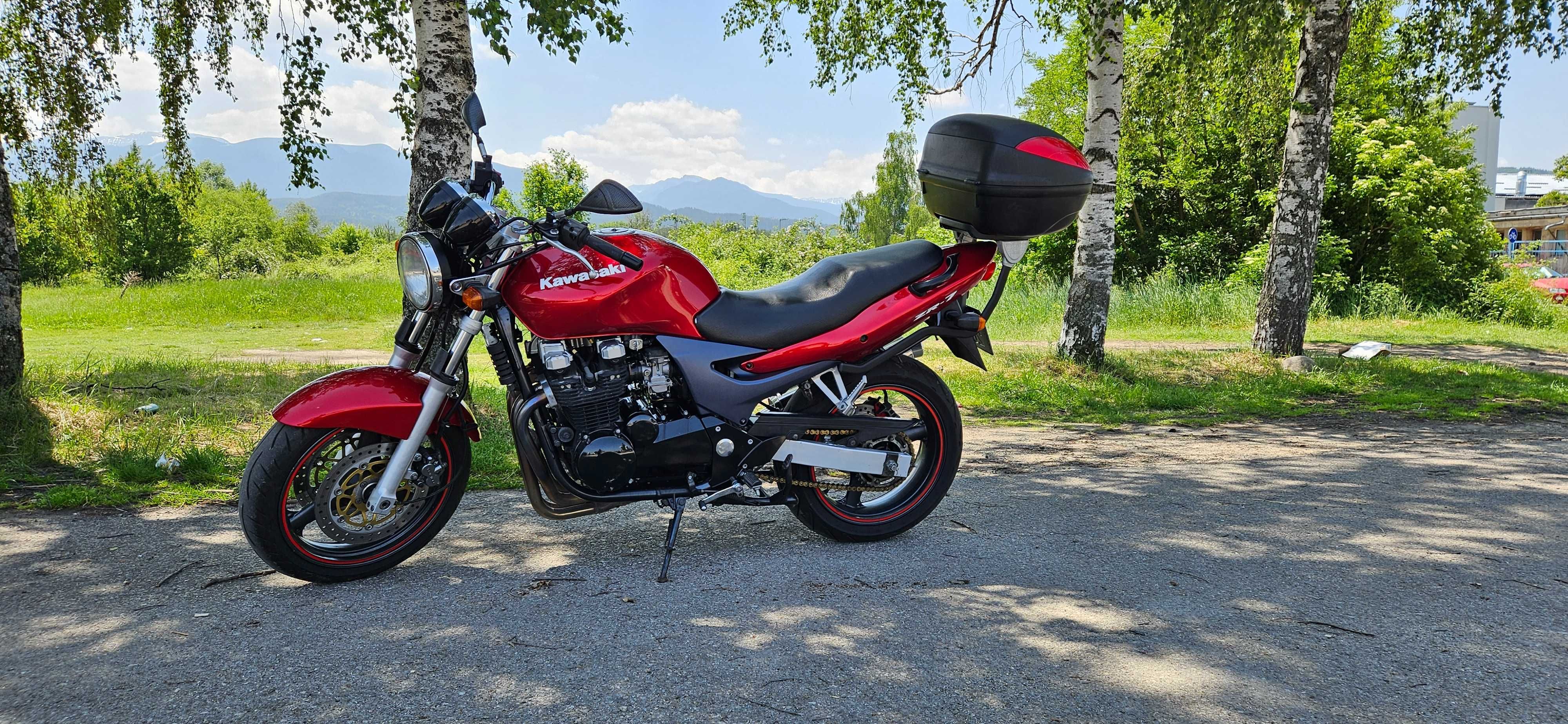 Kawasaki ZR-7 750