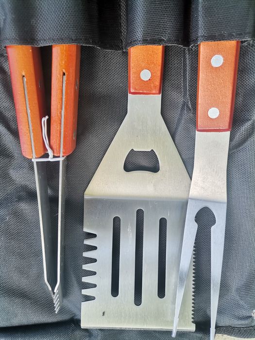 Грил комплект прибори