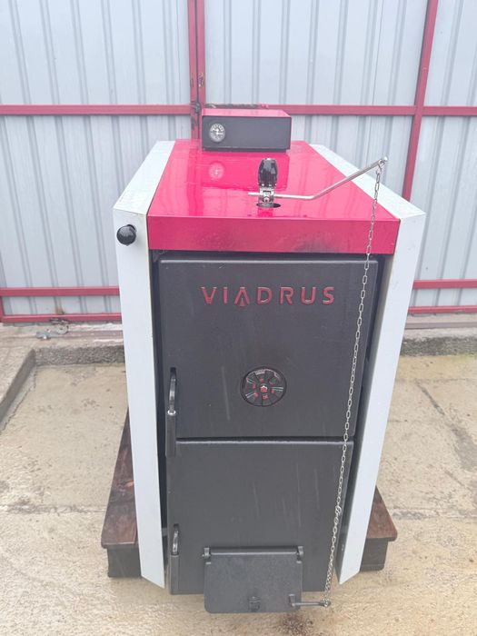 Vând centrala viadrus 40 kw