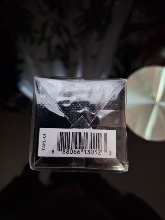 Vând parfum tom ford