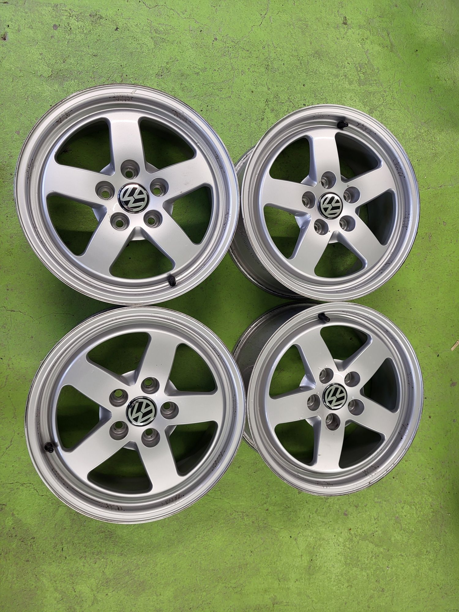16 5x112 Vw Passat Touran Caddy Golf 5х112
