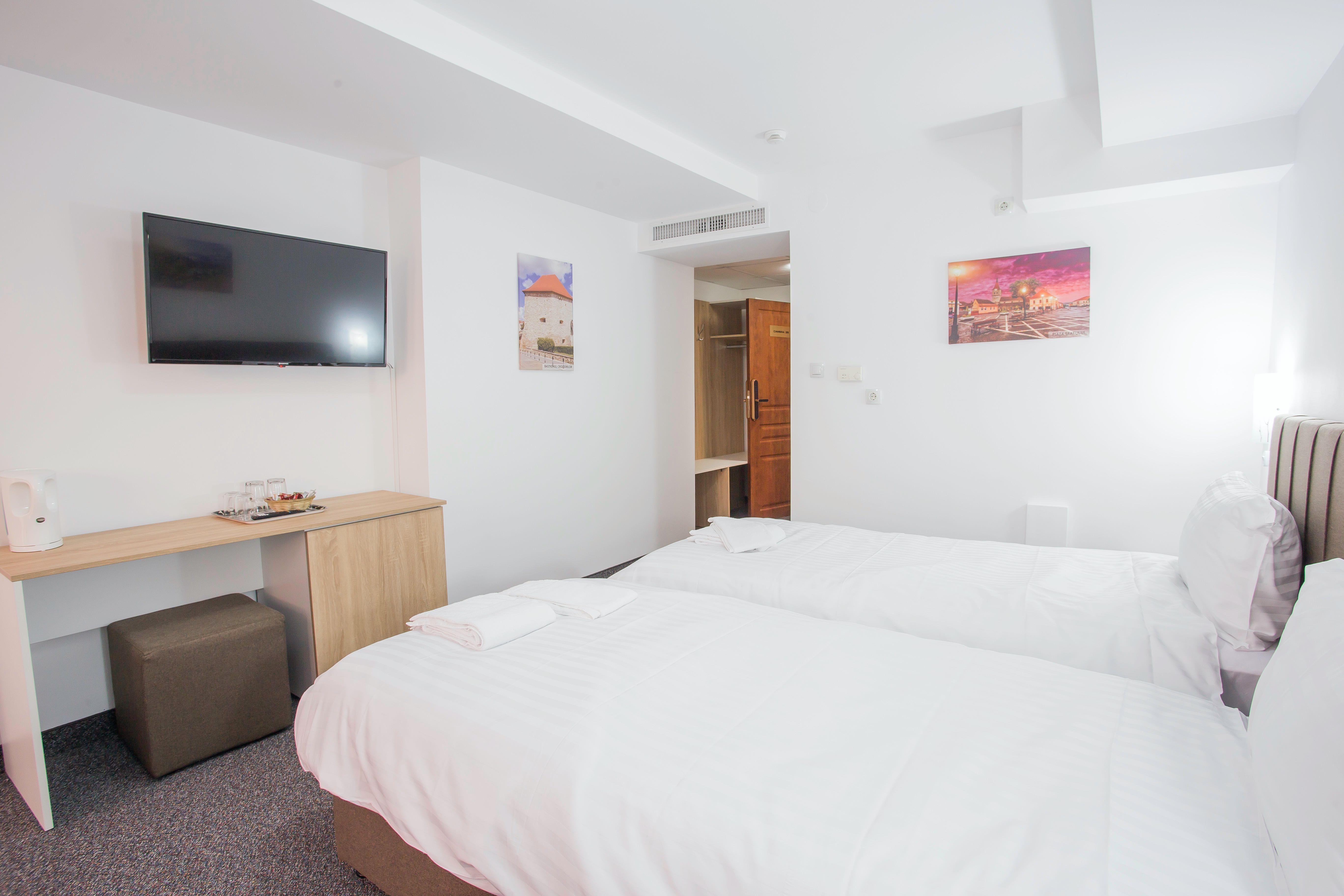 Inchiriere camere regim hotelier, zona Dristor, Str Ramnicu Valcea 17