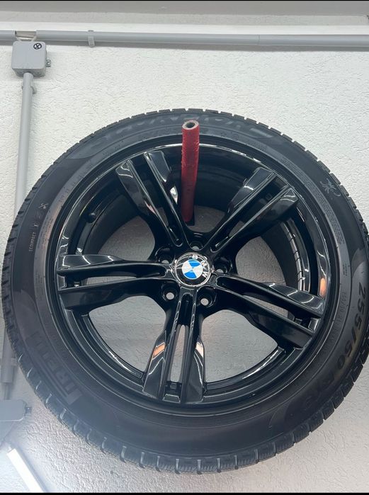 Jante cu cauciucuri noi de iarna pt BMW X5 F15