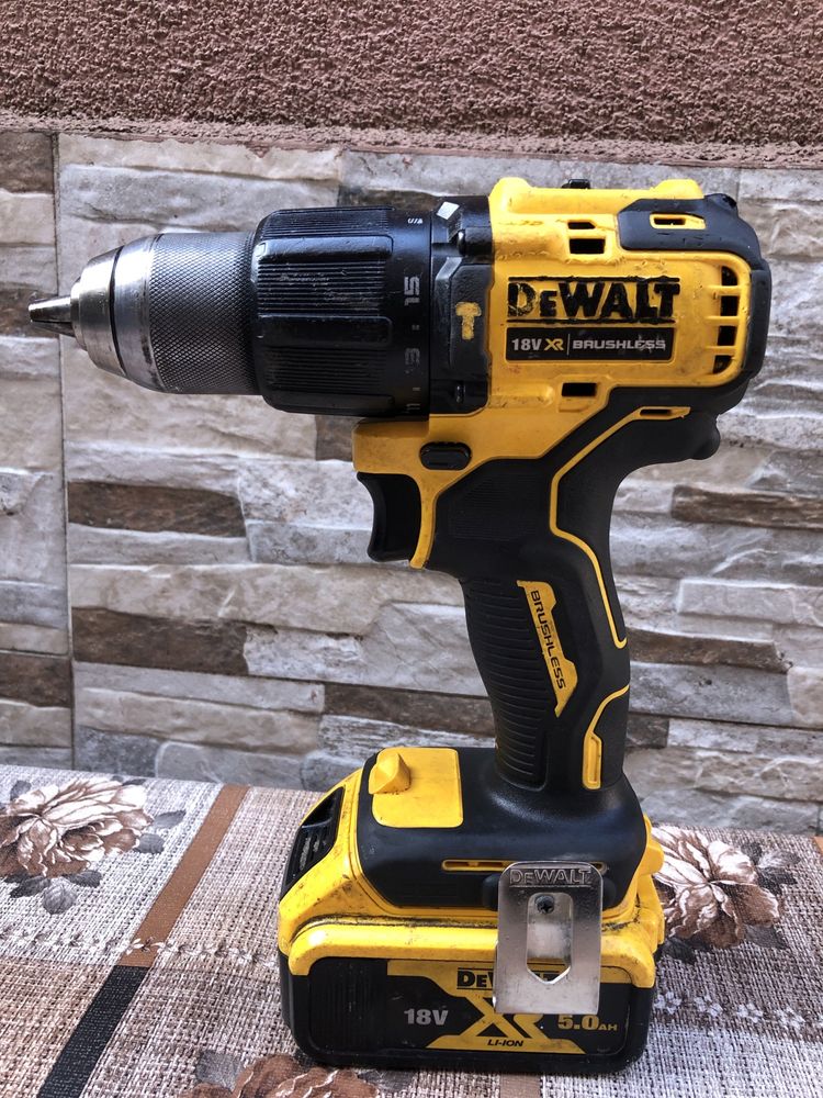 Акумулаторен Ударен Безчетков Винтоверт Dewalt