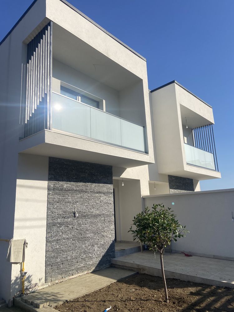 Casa tip duplex modern
