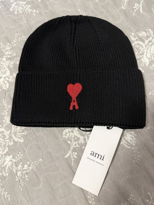 Căciulă Ami Paris - Nouă cu etichetă
