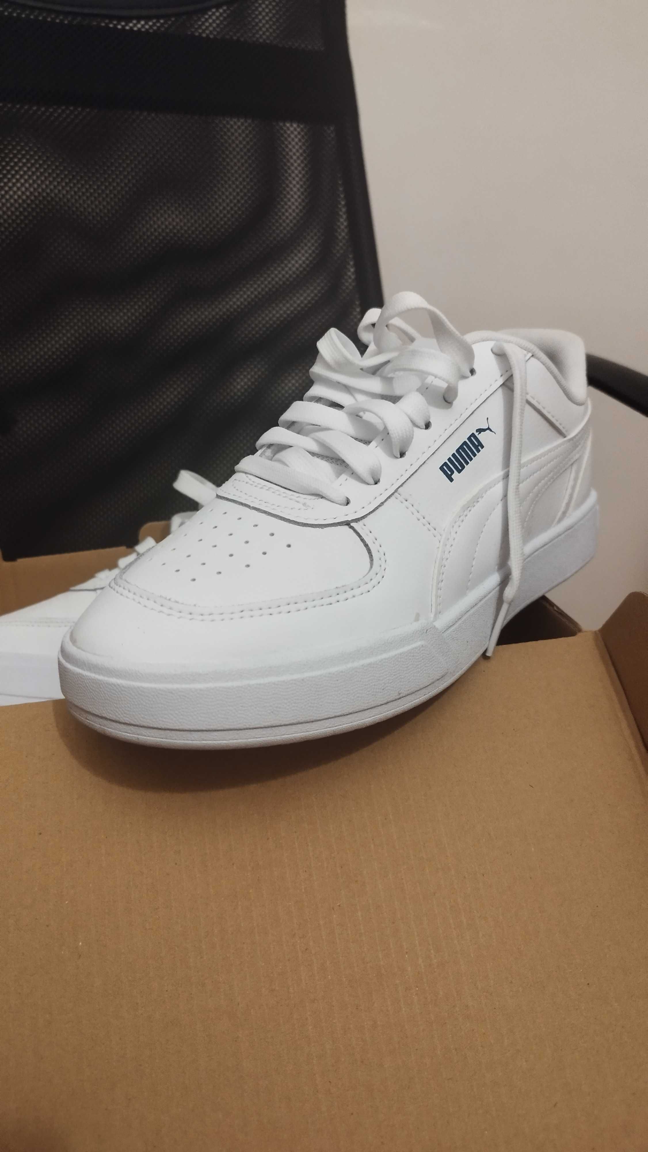 НОВИ бели кецове Puma Caven (40ти номер)