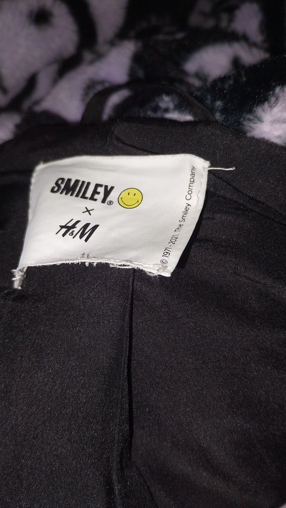 H&M плюшено яке от серията Smile