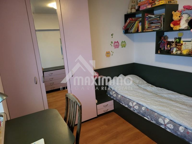 Продава се Тристаен апартамент в Варна, ВИНС - 89 кв.м за 2012 €/кв.м - Снимка #1