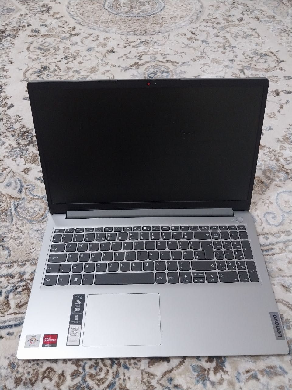 Lenovo IdeaPad 1 (15", Gen 7) Xolati yandi 5 soat ishlagan Karobka bor