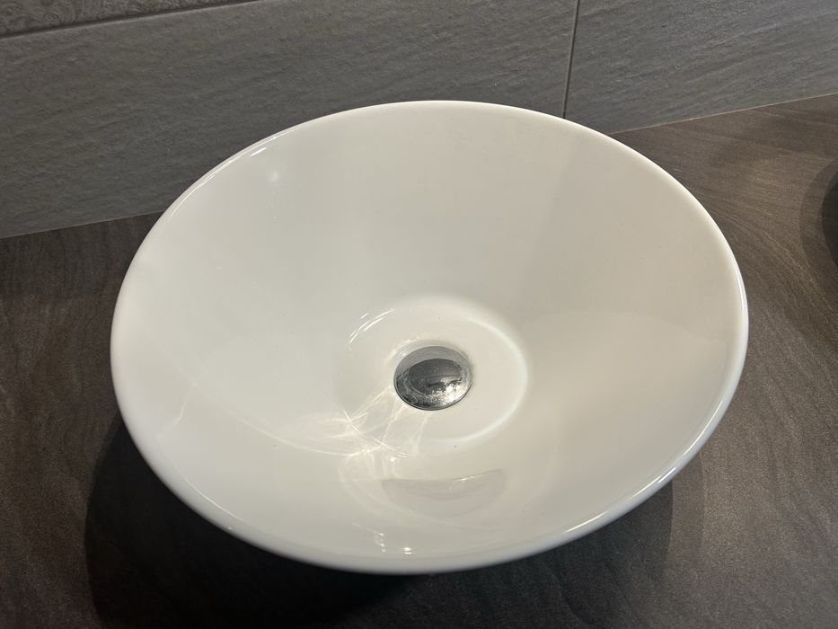 Lavoar pe blat rotund diametru 50 cm