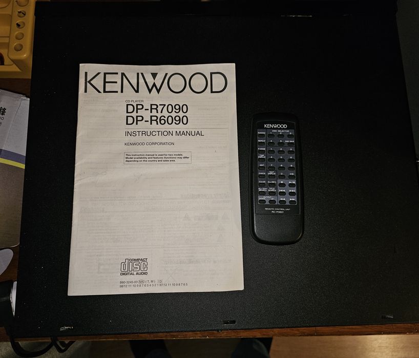 Kenwood DP-R 7090 5 Disc CD Player + TELECOMANDA