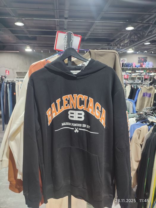 Одежда модная Астана