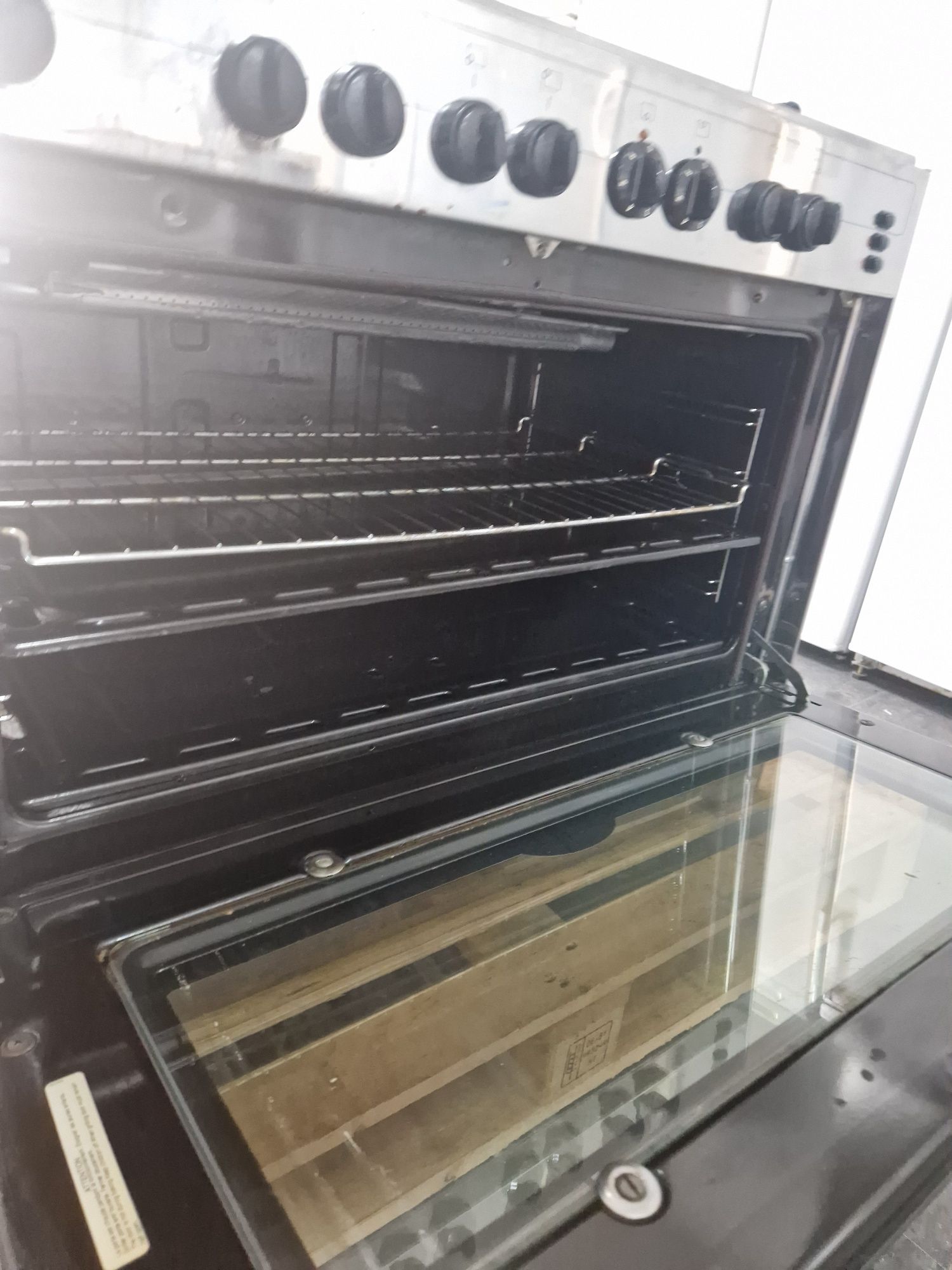 Газова печка Whirlpool 90 см