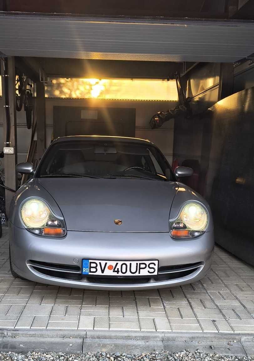 PORSCHE CARRERA 996/911 an 2001