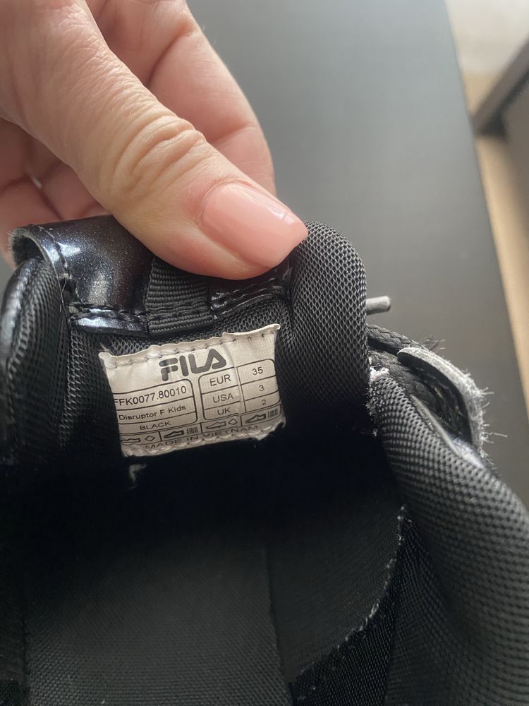 Маратонки Fila 35 номер