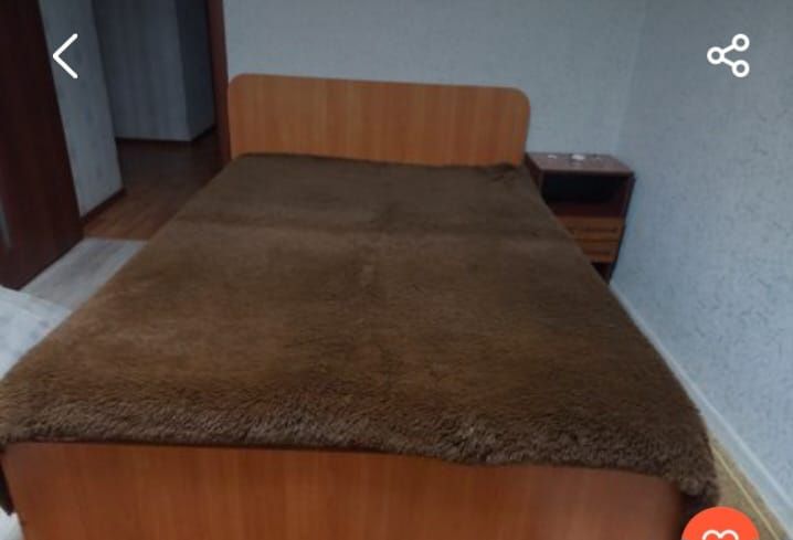 Кровать двуспальная
Цвет светлый орех. Кровать