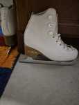patine de gheata EDEA 29 pret 150 lei