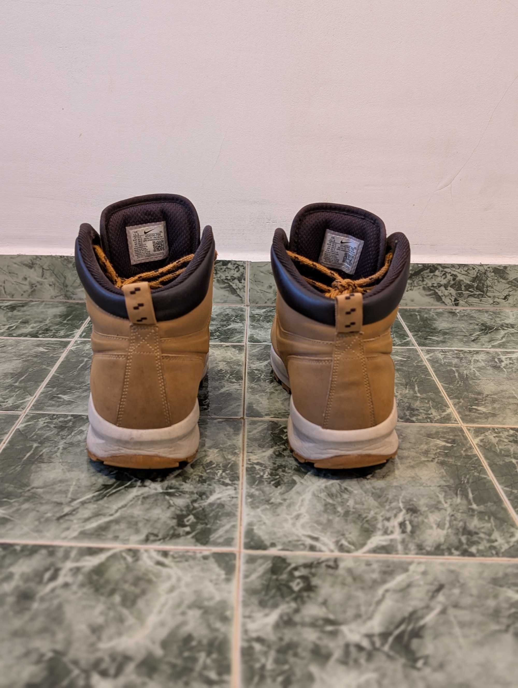 Зимни ботуши Nike Manoa