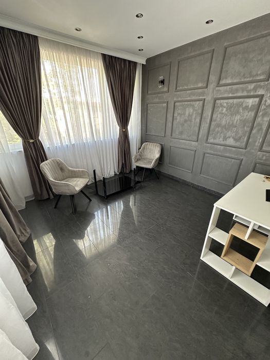 Casa de inchiriat