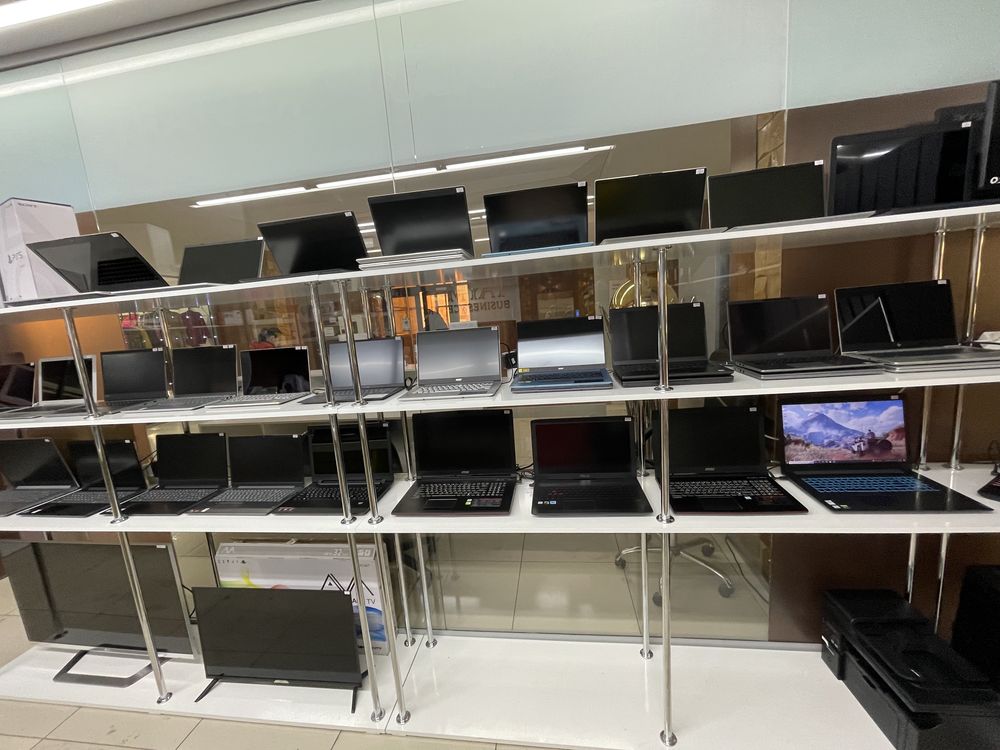 Много ноутбуков в магазине Restart Market
