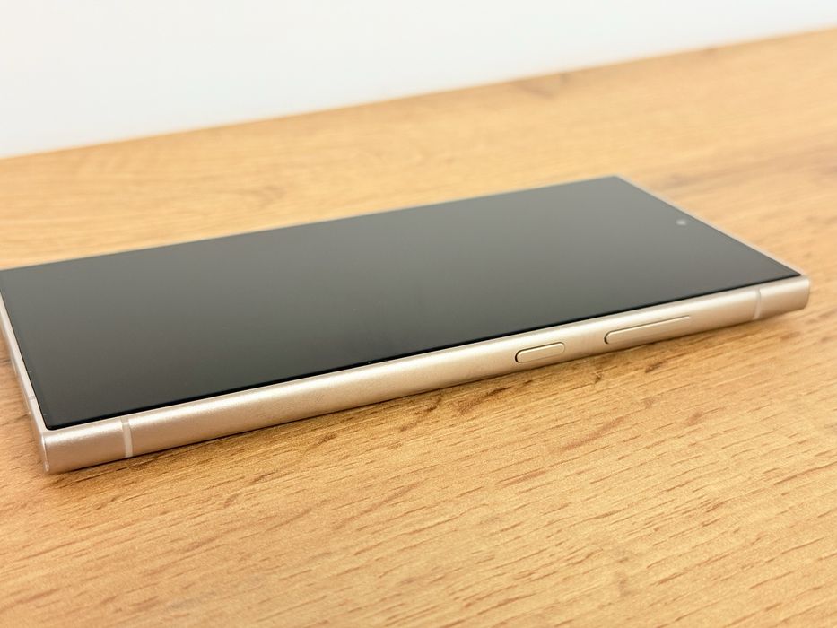 Samsung Galaxy S24 Ultra 512GB перфектен!!!