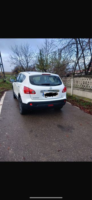 Nissan SUV qashqai masina potrivita pentru offroad