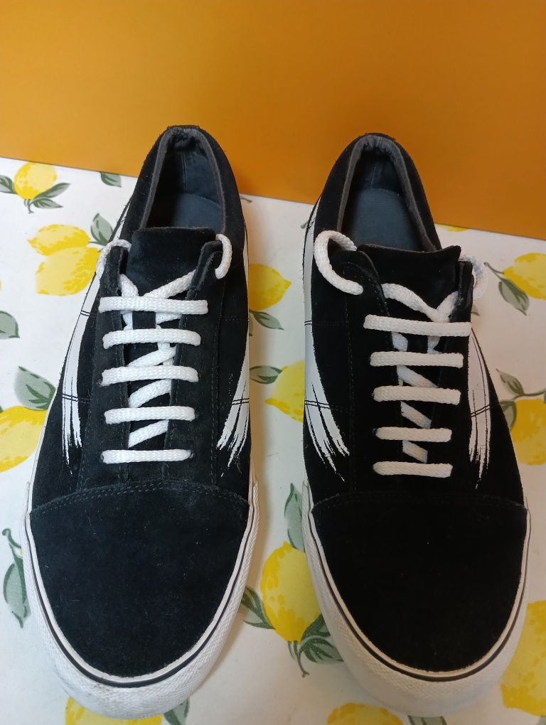 Zara N 45 кожени - 25 лв