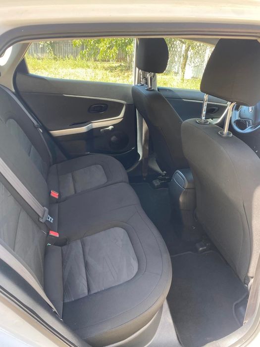 Se vinde Kia Ceed 1.4 , an 2016 manuală ,  economică și întreținută