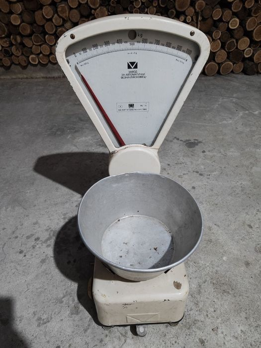 Кантар запазен от соца