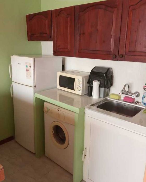 Дава се под наем Едностаен апартамент в Бургас, Изгрев - 42 кв.м за 175 € - Снимка #2