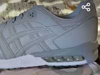 Продавам 3 чифта  Asics  Tiger Gel чисто нови.