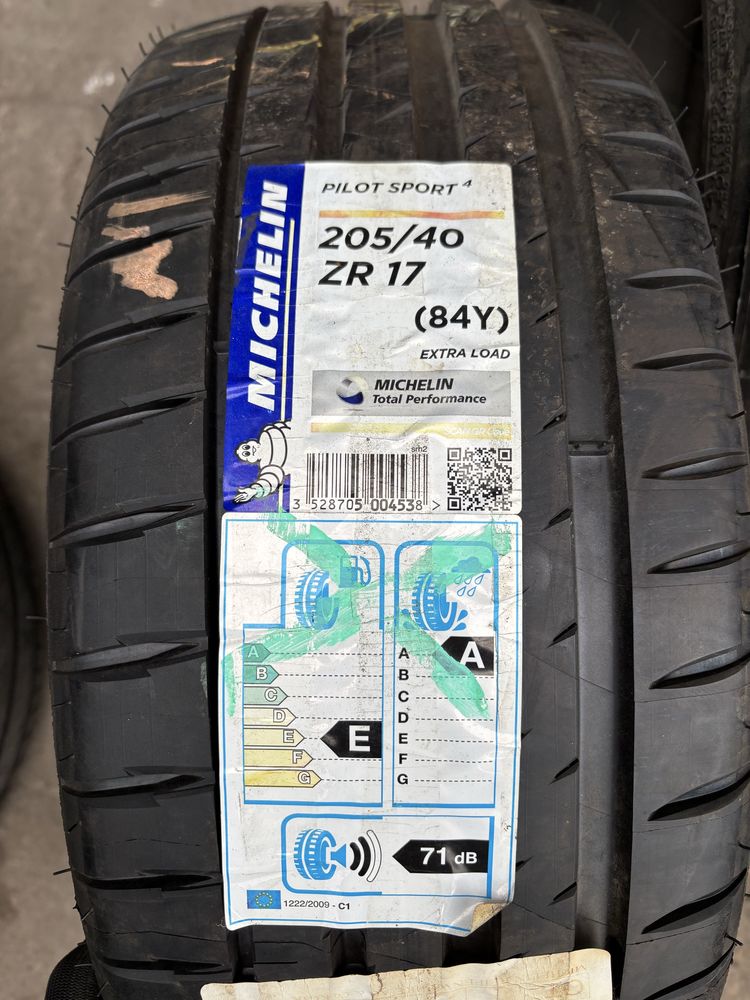 205/40/17 Michelin 2 бр
