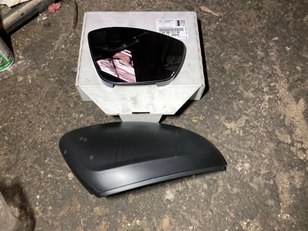 Geam oglinda capac Opel Corsa F 2019 - 2023 
 Peugeot 208 2008 2